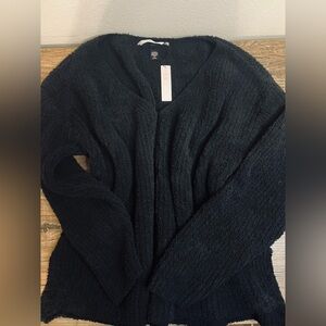 Heavenly by Victoria Oversized Teddy Knit Sweater M Black NWT Split Hem Soft